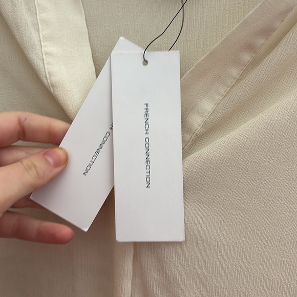 French Connection Cream Drape Shirt Size Small NWT‎ - Picture 5 of 5